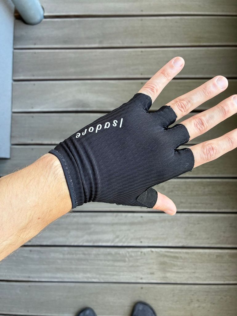 Used Isadore Cycling Gloves 2024 bike — image 3 of 7