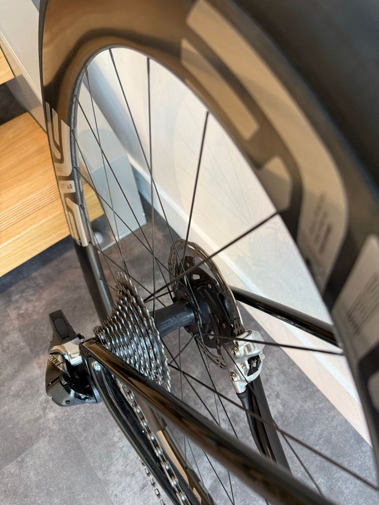 Used Enve SES 4.5 Wheelset bike — image 6 of 6