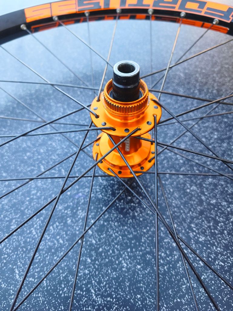 Used Hope Fortus 30/35 PRO 5 29"/27'5" bike — image 5 of 10