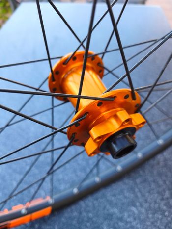 Used Hope Fortus 30/35 PRO 5 29"/27'5" bike — image 4 of 10