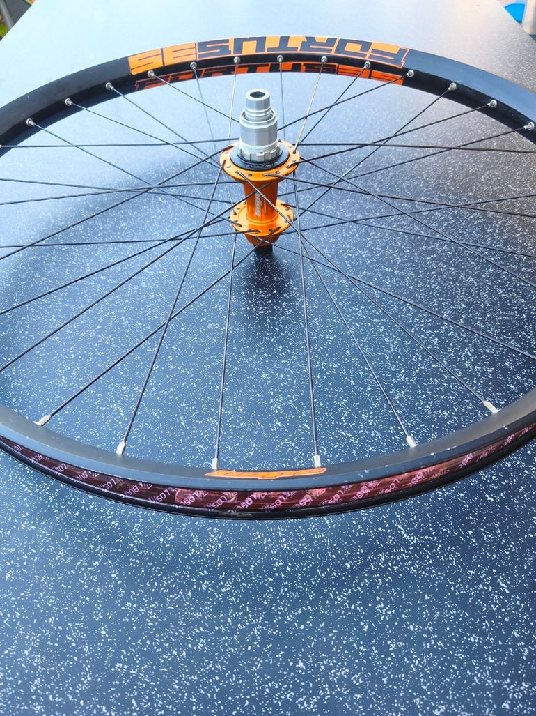 Used Hope Fortus 35 PRO 5 XD 27'5" bike — image 8 of 9