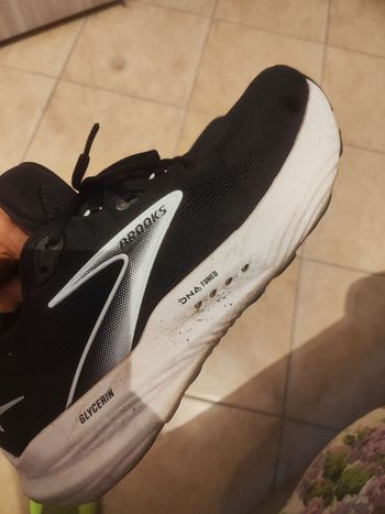 Used Brooks Glycerin 22 2025 bike — image 2 of 4