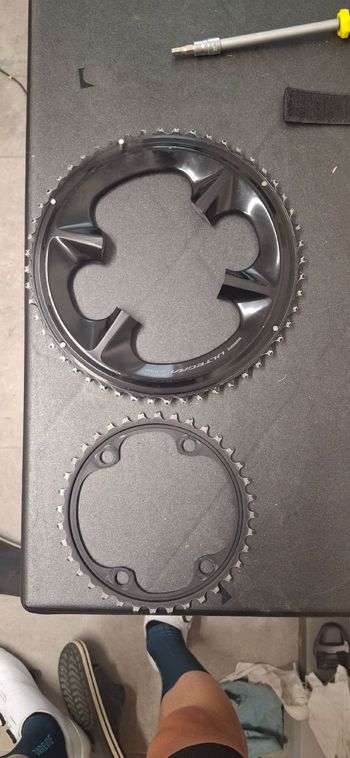 Used Shimano Ultegra R8100 Crankset 2025 bike — image 2 of 2