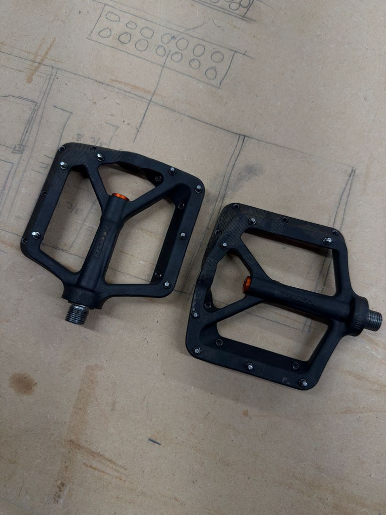 Used Kona Wah Wah Composite Pedals 2025 bike — image 1 of 5