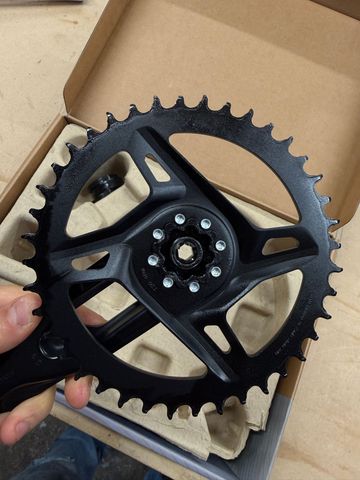 Used Sram Rival XPLR Crankset E1 2026 bike — image 8 of 11