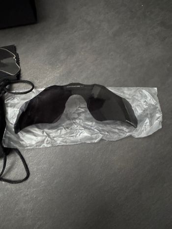 Used Oakley EV Radar Sunglasses Schwarz Wechselgläser bike — image 8 of 9