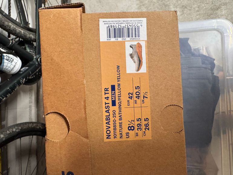 Used Asics Novablast 4 TR 2024 bike — image 2 of 6