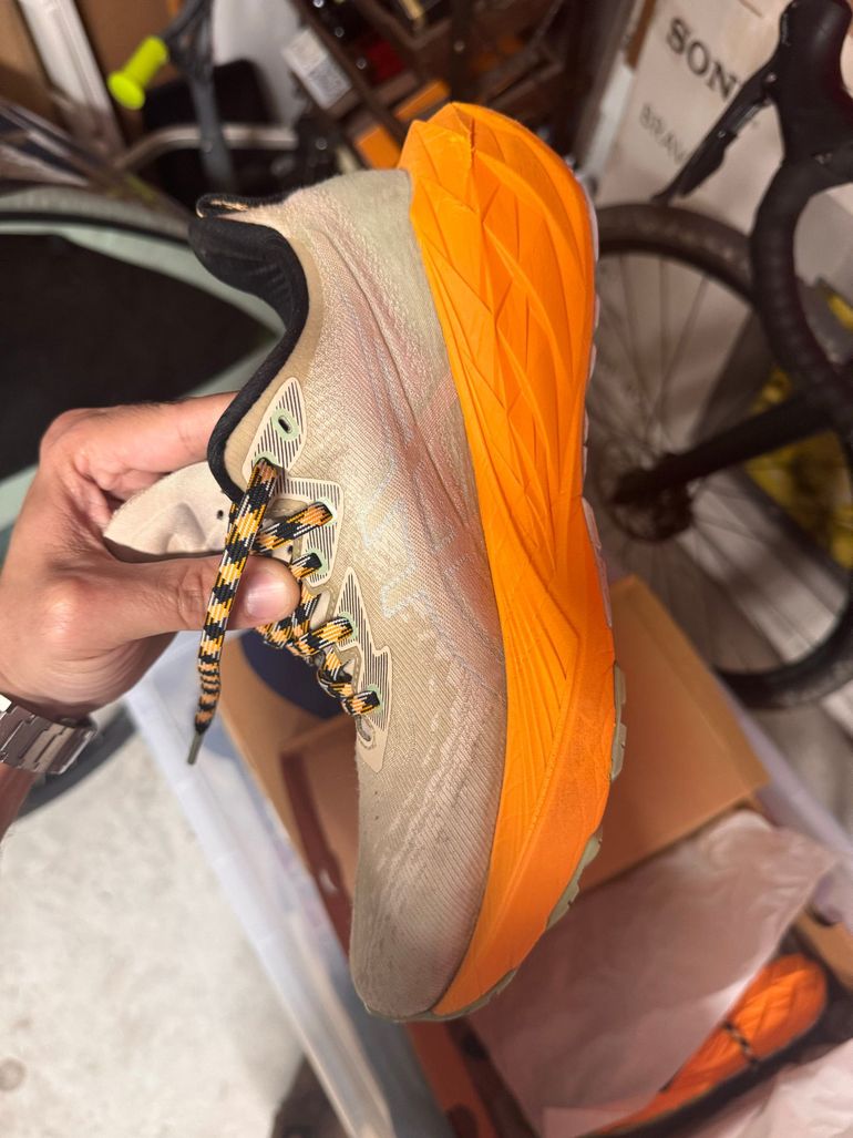 Used Asics Novablast 4 TR 2024 bike — image 6 of 6