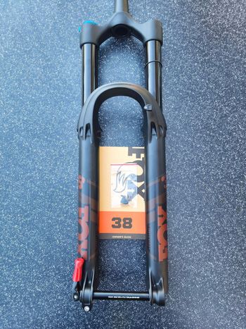 Used Fox 38 Performance 180mm 29" 2026 bike