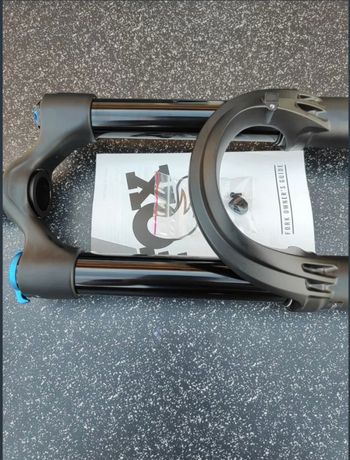 Used Fox 36 Performance 150mm 29" bike — image 4 of 5