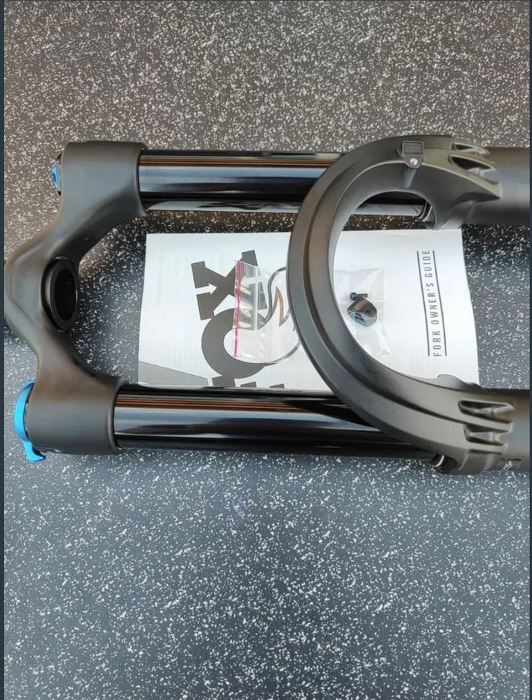 Used Fox 36 Performance 150mm 29" bike — image 4 of 5