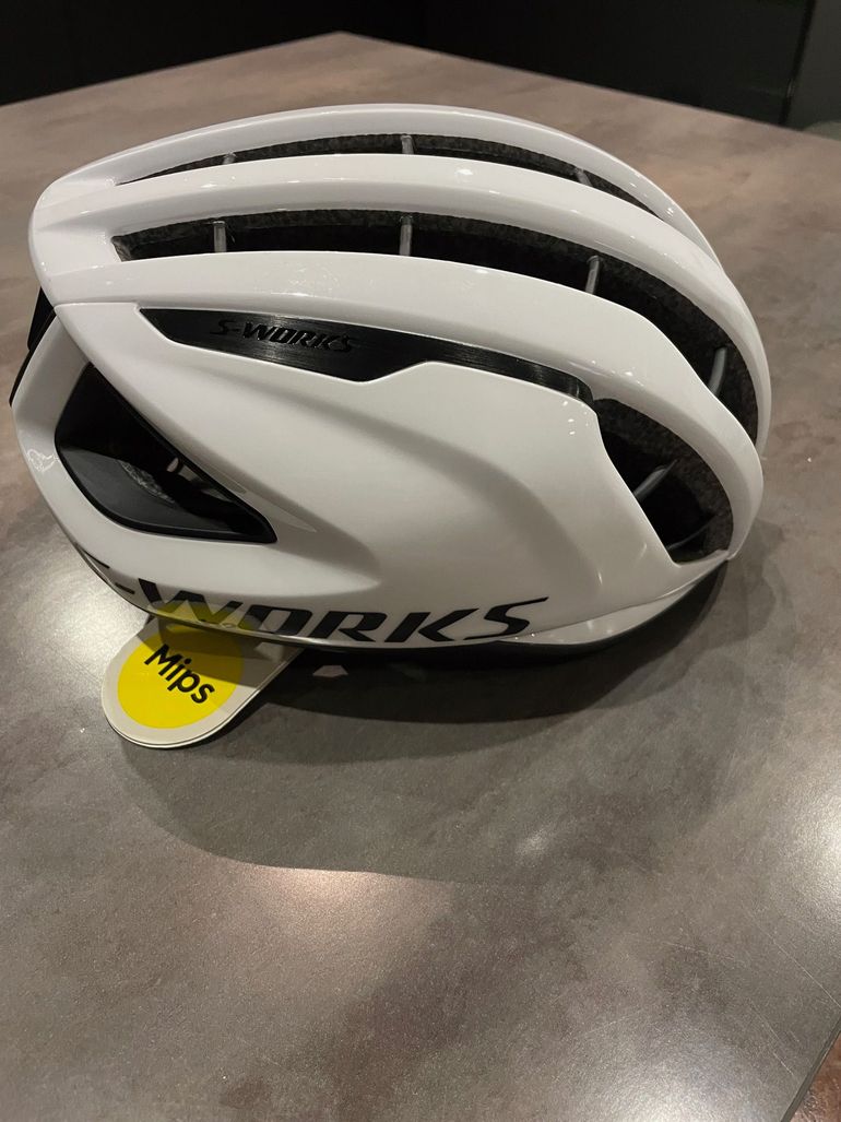 Used Specialized Prevail S-Works Helmet Taille S 2026 bike — image 2 of 5