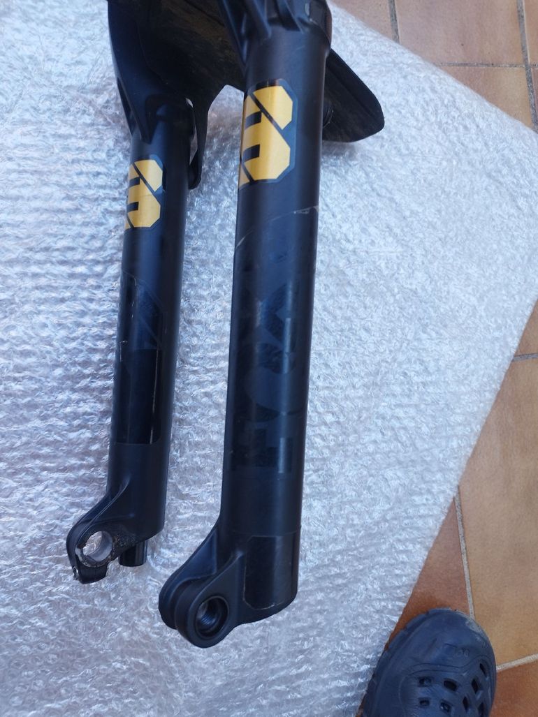 Used Fox 38 Kashima GRIP X2 2025 bike — image 6 of 8