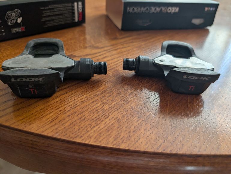 Used Look Carbon Ti Pedals bike — image 2 of 2
