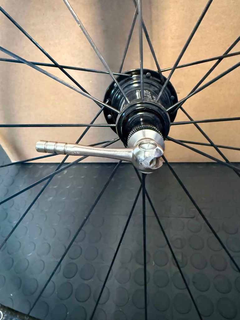 Used Tune AX. Carbonio. Ultra light. SHIMANO HG. bike — image 5 of 12