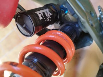 Gebrauchtes Fox DHX 2025 bike — Bild 4 von 4