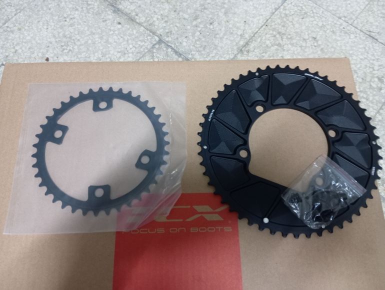 Used Shimano Corone compatibili con 2026 bike — image 1 of 2