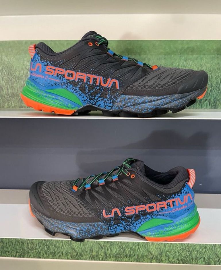 Used La Sportiva Akasha II 45.5 2025 bike — image 2 of 9