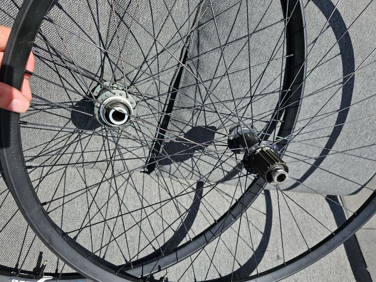 Used Shimano XTR HB-9010-B bike — image 6 of 9