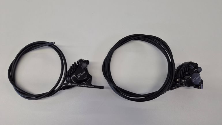 Used Shimano 105 Di2 R7150 2026 bike — image 2 of 7