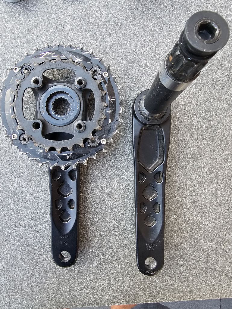 Used Race Face Aeffect Crankset 34/24t 11-speed bike — image 6 of 7