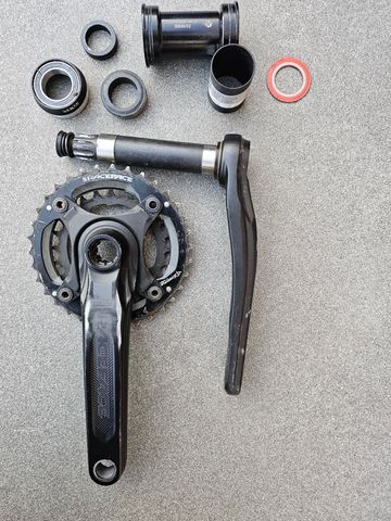Used Race Face Aeffect Crankset 34/24t 11-speed Drivetrain & Pedals