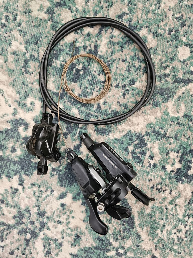 Used Shimano XT/SLX M8000/M7000 Groupset 2x11s bike — image 6 of 9