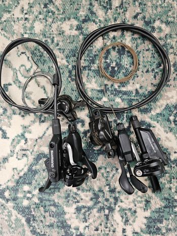 Used Shimano XT/SLX M8000/M7000 Groupset 2x11s bike — image 7 of 9