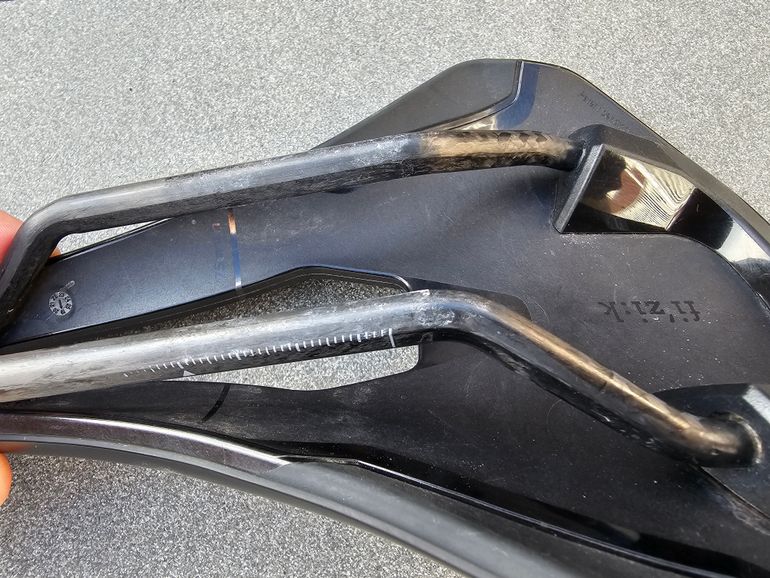 Used Fizik Argo R1 140mm Zadel bike — image 3 of 4