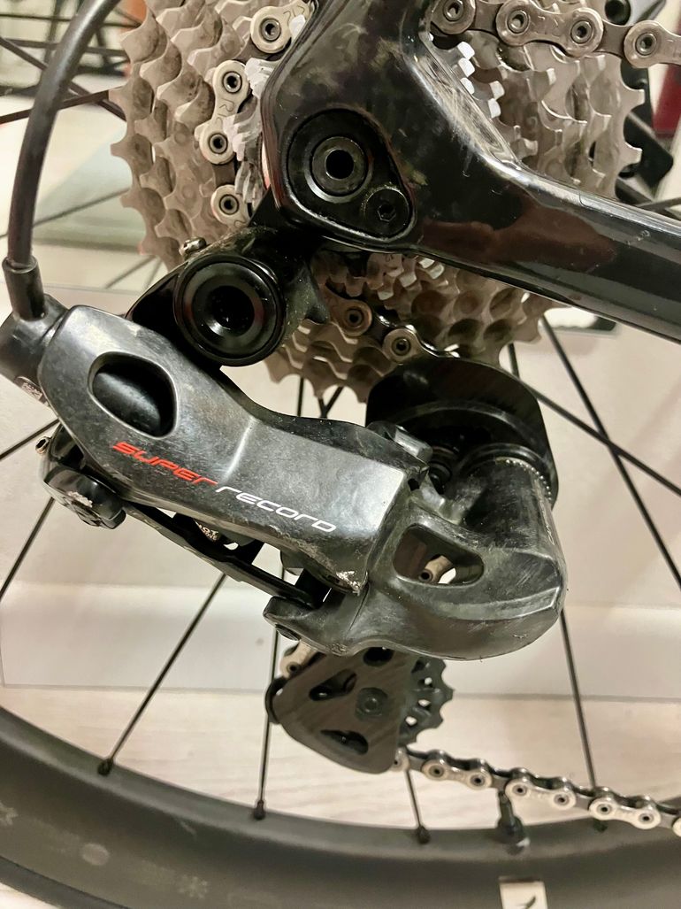 Used Campagnolo Super Record EPS 12-speed Groupset 2024 bike — image 2 of 11