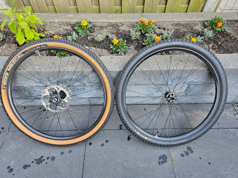 Used Specialized Roval 29" Non-Boost 622x23c Wheelset Wheels