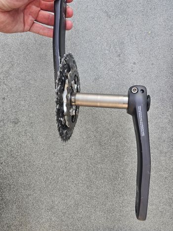 Used Shimano SLX FC-M675 Dubbel 10-Speed Crankstel bike — image 4 of 10