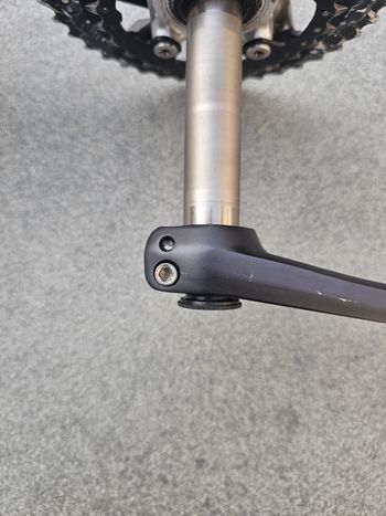 Used Shimano SLX FC-M675 Dubbel 10-Speed Crankstel bike — image 3 of 10