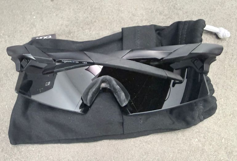 Used Oakley Encoder Strike Vented - Matte Black Prizm Black bike — image 2 of 4