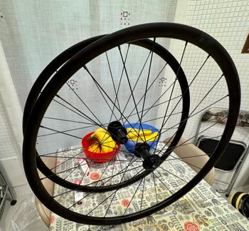 Used Dt Swiss R 470 700C 23 mm DB VI bike — image 7 of 9