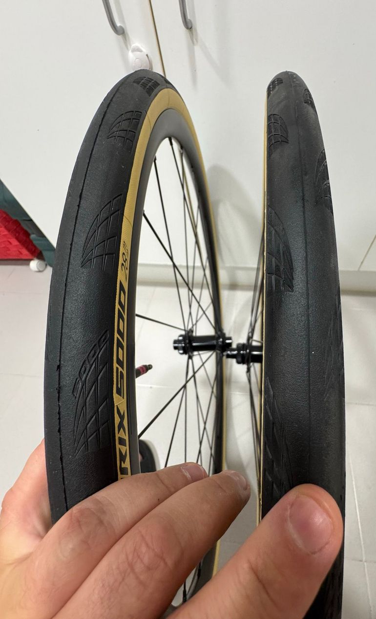 Used Dt Swiss R 470 700C 23 mm DB VI bike — image 5 of 9