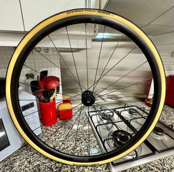 Used Dt Swiss R 470 700C 23 mm DB VI bike — image 3 of 9