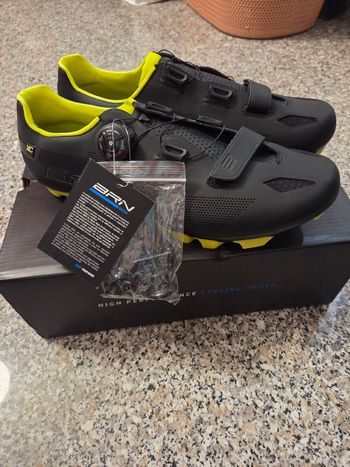 Used BRN scarpe bike