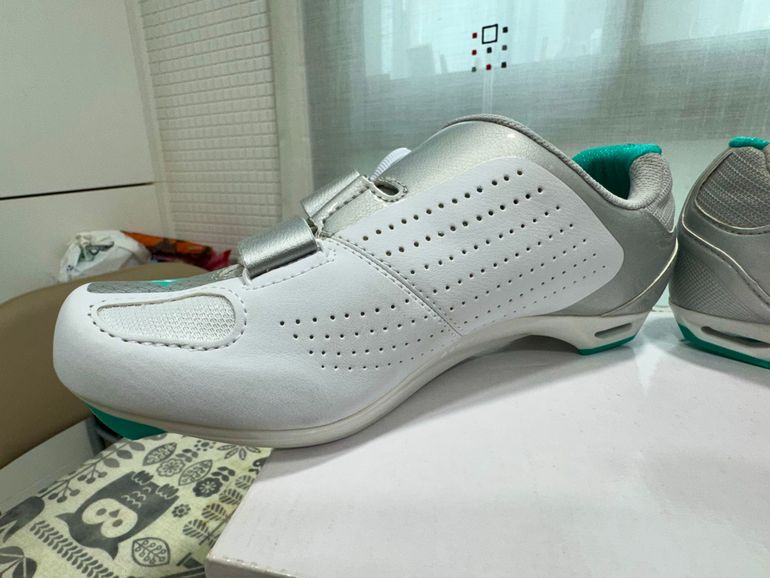 Used Specialezed Zapatillas Road bike — image 3 of 8