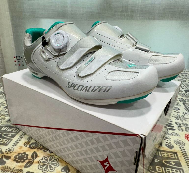 Used Specialezed Zapatillas Road bike — image 6 of 8