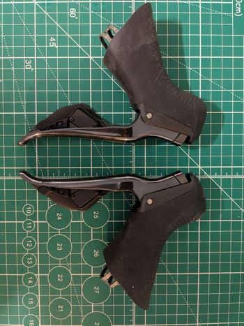 Used Shimano Dura-Ace ST-R9150 Levers 2016 bike — image 3 of 4