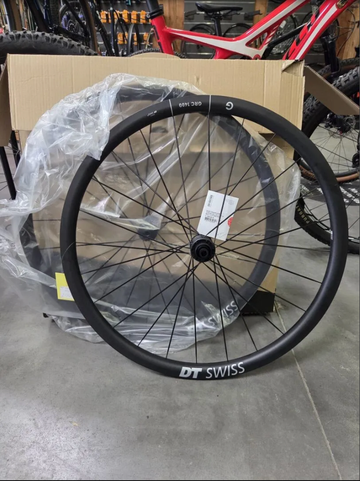 Tweedehands Dt Swiss GRC 1400 DICUT 30 28" Disc Shimano HG 2026 Wheels