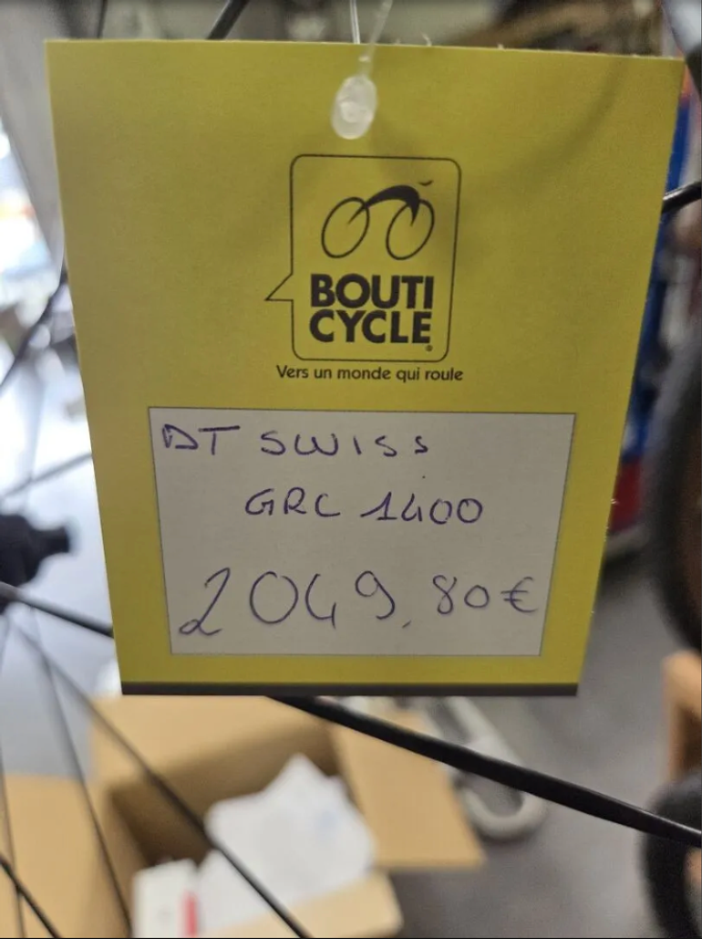 Used Dt Swiss GRC 1400 DICUT 30 28" Disc Shimano HG 2026 bike — image 4 of 4