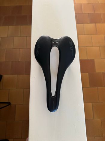 Used Selle Italia Selle vélo route largeur 14 cm 2025 bike — image 3 of 3