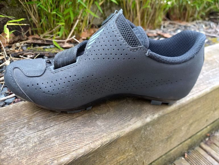 Used Sidi cycling shoes size 40 2025 bike — image 1 of 4
