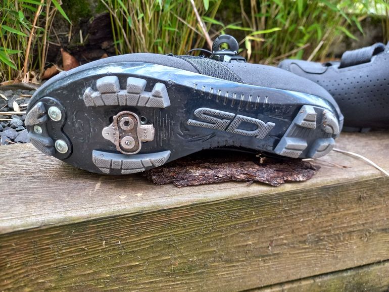 Used Sidi cycling shoes size 40 2025 bike — image 3 of 4