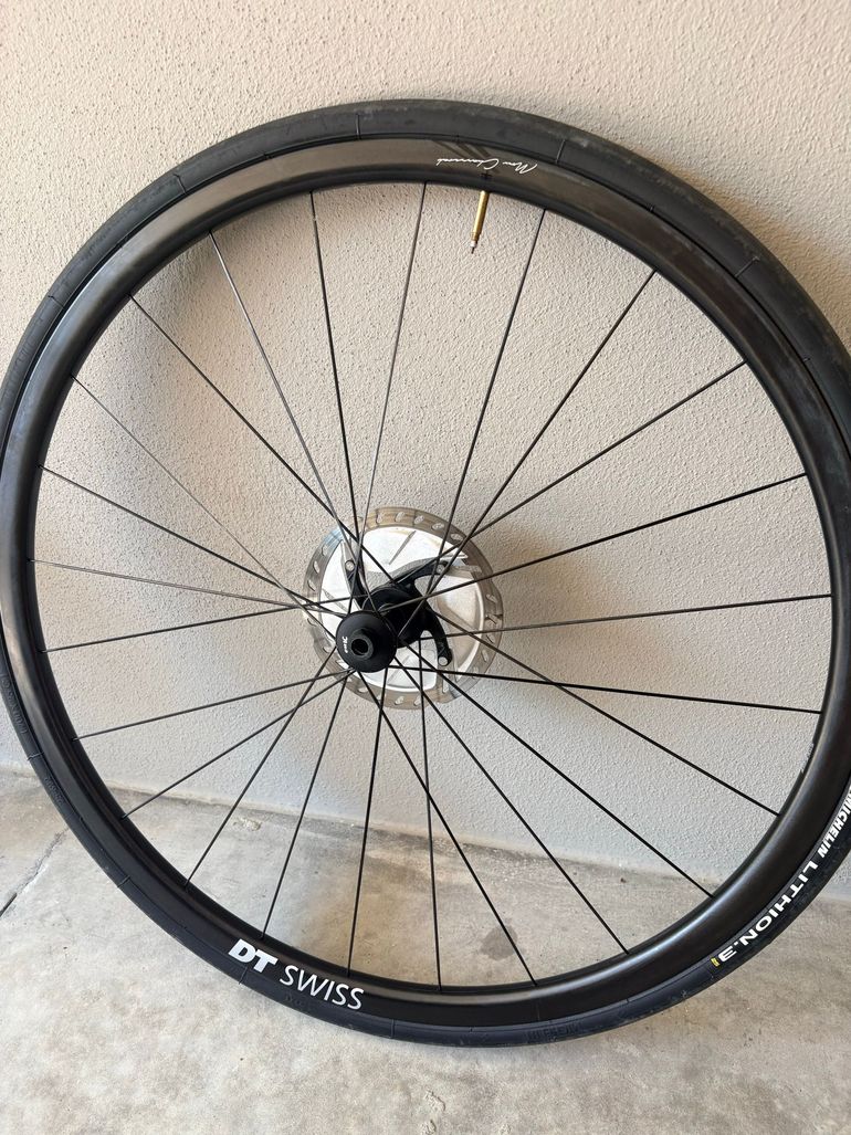 Used Dt Swiss PRC 1100 DICUT Mon Chasseral DB24 bike — image 5 of 7
