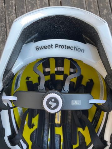 Tweedehands Sweet Protection Tucker MIPS bike — afbeelding 4 van 5