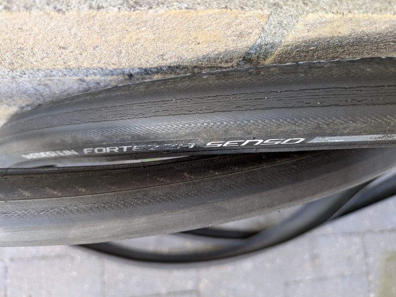 Used VREDESTEIN Fortezza Senso 700x25C bike — image 3 of 4