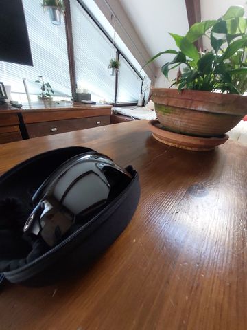 Used Oakley Encoder prizm 2025 bike — image 6 of 6